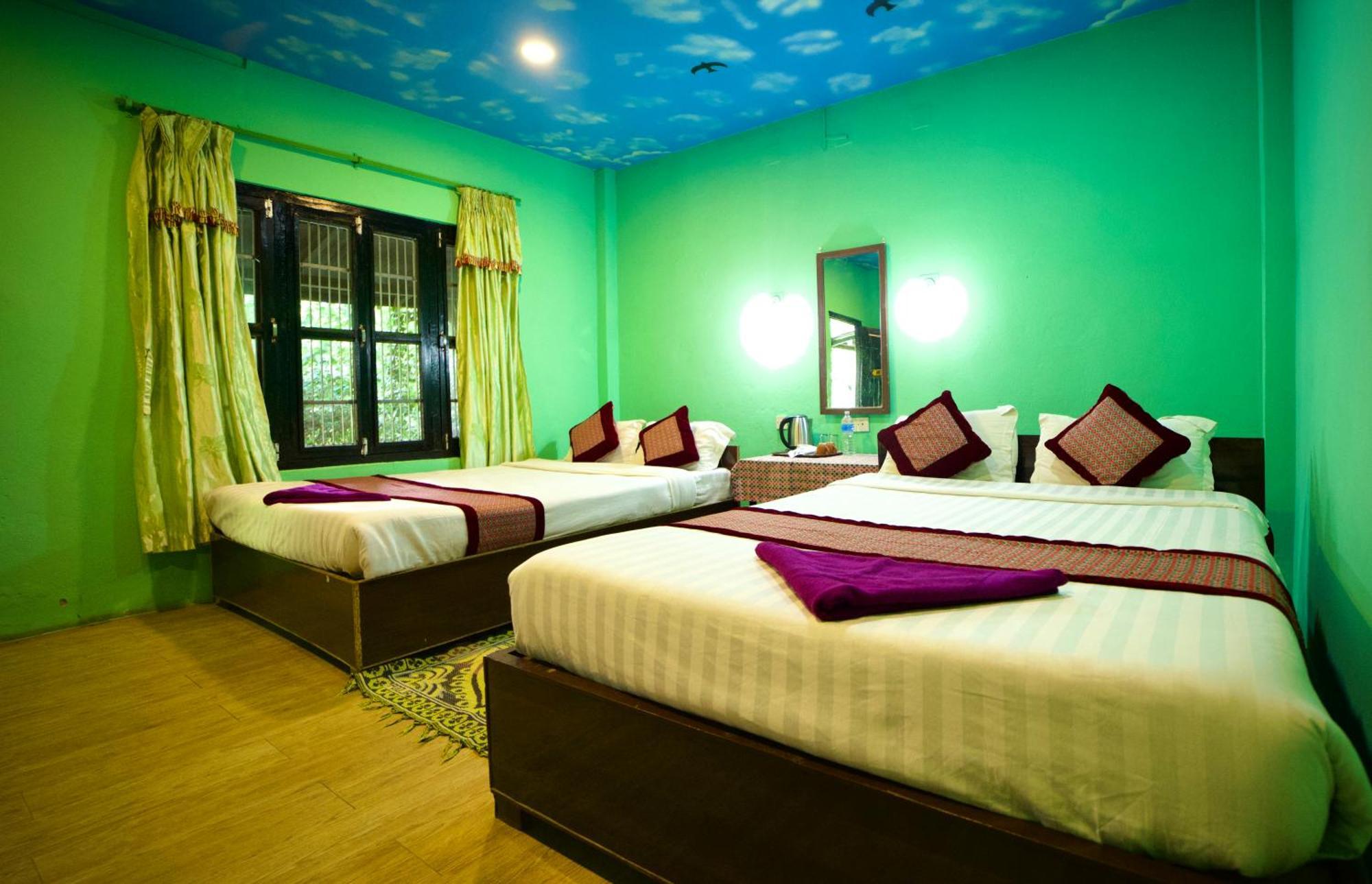 Chitwan Gaida Lodge - Animal Lovers & Birdwatchers Paradise سوراها المظهر الخارجي الصورة